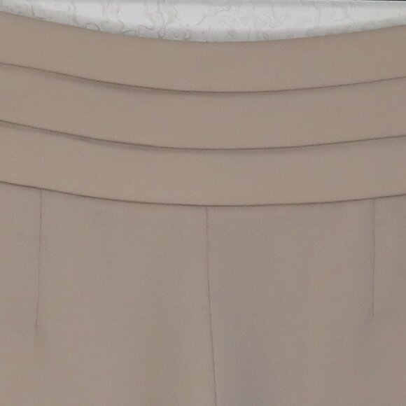 Forever 21* Women's Layered 3" High Waist Multipocketed Tan Shorts~ Size Small - Picture 9 of 10